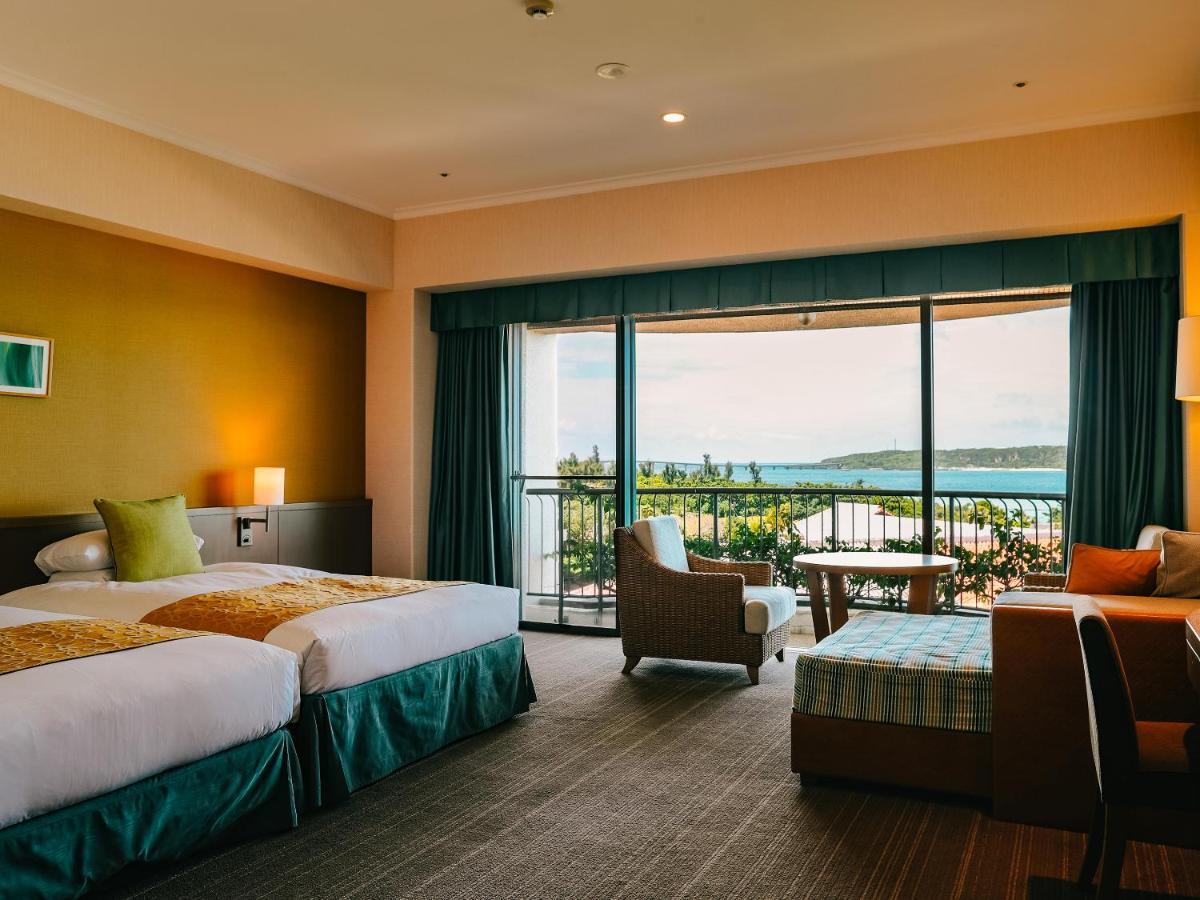 Miyakojima Tokyu Hotel & Resorts Exterior foto